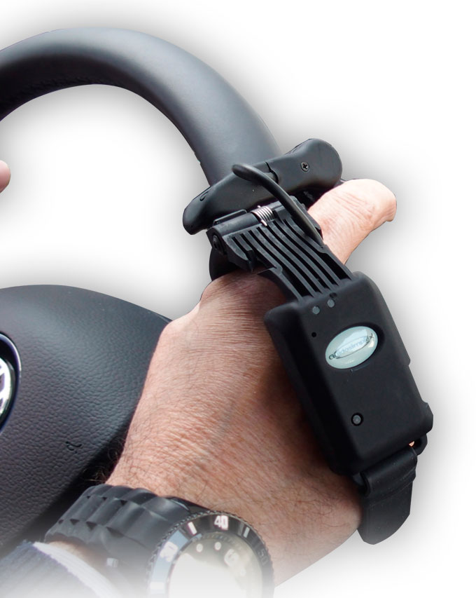 Acelerador electrónico FLY instalado en vehículo Audi